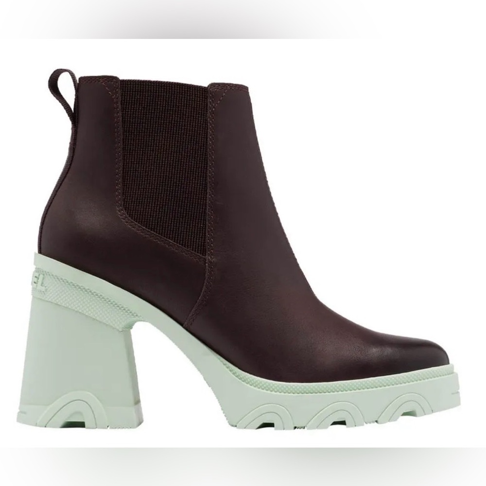 Women’s 7.5 Sorel Brex Heel Chelsea Boot Brown/Mint Green Worn Once in Box